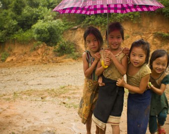 Girls under umbrella Mok Mai